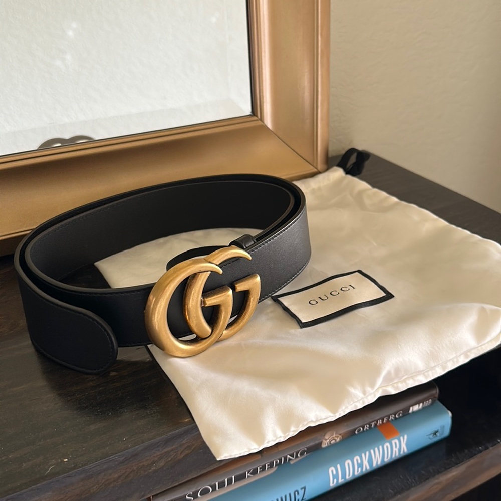 Authentic Gucci belt no flaws